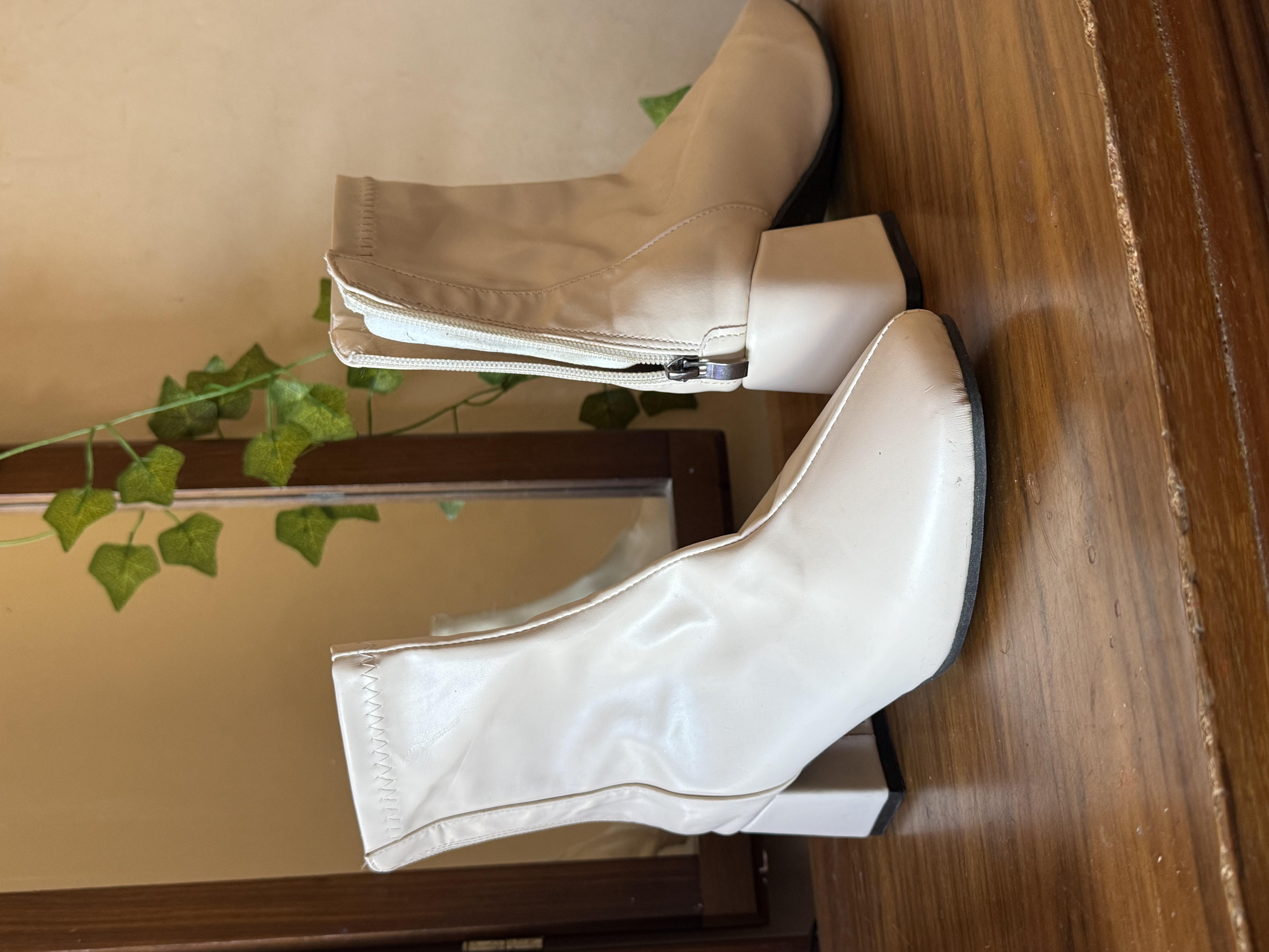 Leather boots photo 3