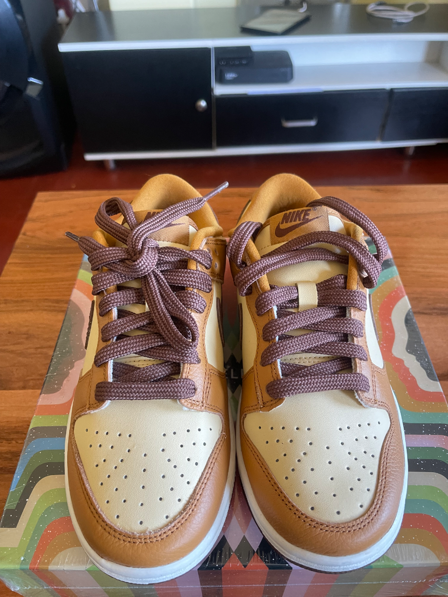 Nike Dunks photo 2